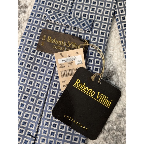 NWT Roberto Villini Men‎ 100% Silk Necktie Geometric Square Blue Gray - Picture 2 of 5